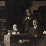 Mykolas Sleževičius, Jonas Basanavičius, Tomas Naruševičius, Kazys Grinius ir Felicija Bortkevičienė (apie 1925 m.). (F68-498).