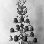 Negatyvas. Velykų eglutė (Vytauto Didžiojo karo muziejus, autorius B. Buračas, panaudojimo teisės CCBYNCND)