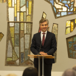 Europos Tarybos generalinis sekretorius lankėsi Nacionalinėje bibliotekoje, kur šiemet pradės veikti informacijos punktas baltarusiams 